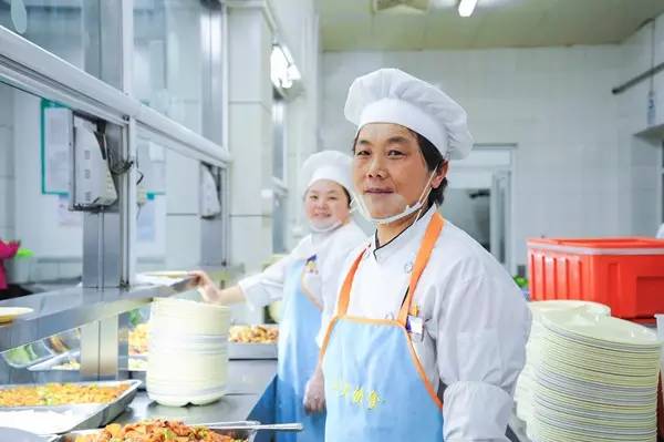 山大食堂洪家楼校区,山大洪楼校区的食堂怎么样