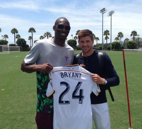 c罗贝克汉姆乔丹科比,科比和梅西互秀技巧分析