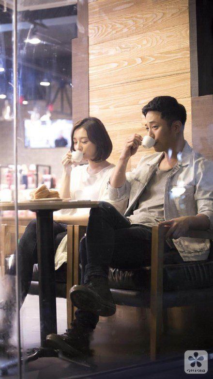 不逊色“双宋”《太后》剧中这对配角CP的情侣装也是非常的牛!