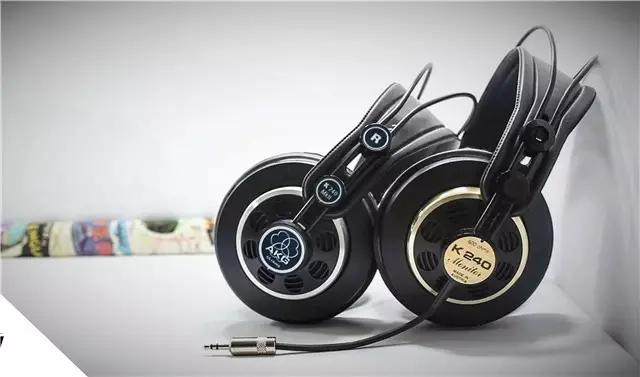 1到2千耳机,从1到100的音频