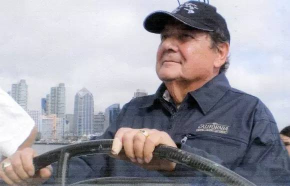 vans第一双滑板鞋,vans在哪里发售新鞋