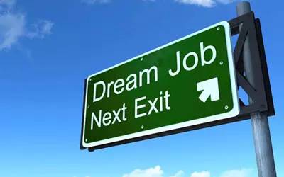 为什么越来越多的律师辞职,想当律师必须辞职吗