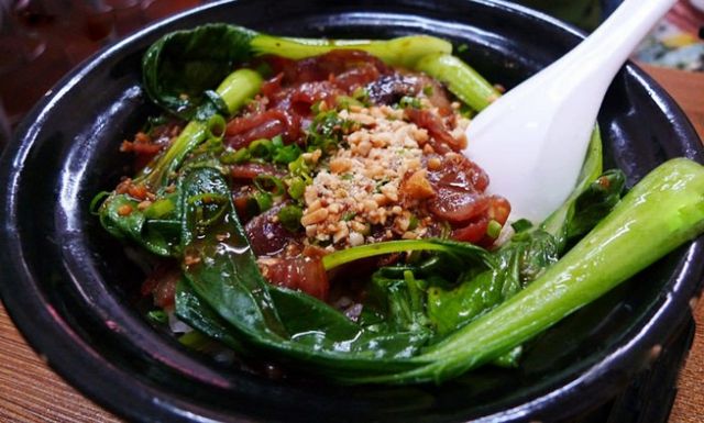 西安交大美食街在哪里,西安美食街