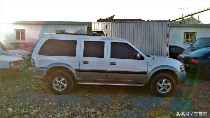 领克03后排能不能全平放倒睡觉 (国产suv可以放平睡觉的车)