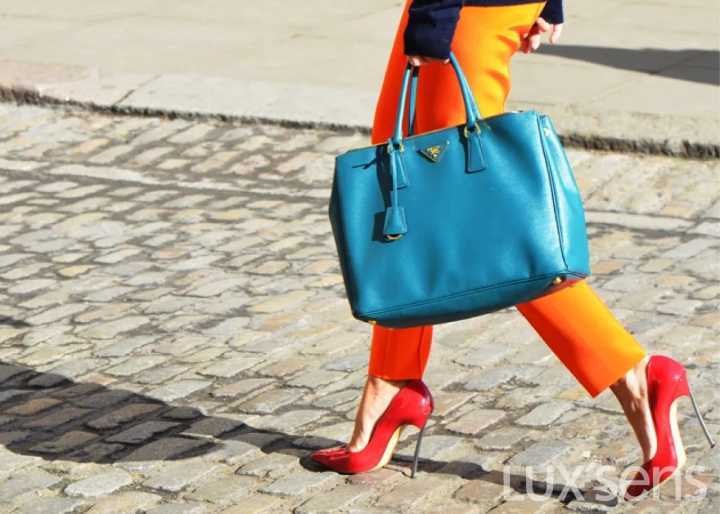 prada奢侈品包包几月买最便宜,prada女包正品价格多少钱