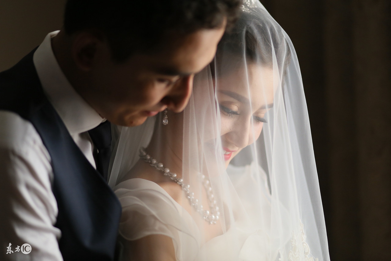 老婆的娘家人频繁来借钱怎么处理,娘家人总是向我借钱怎么办