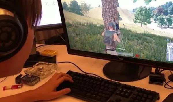 卢本伟含泪讲述开挂过程,卢本伟开挂事件全过程