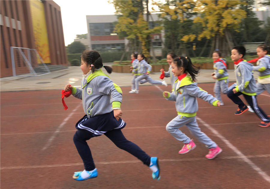 从三件班级小事看晋阳小学如何在新时*开代**展“润物式”德教