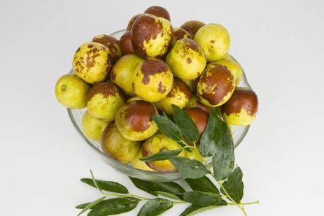 红血丝吃什么水果会除掉,眼睛有血丝吃什么水果比较好