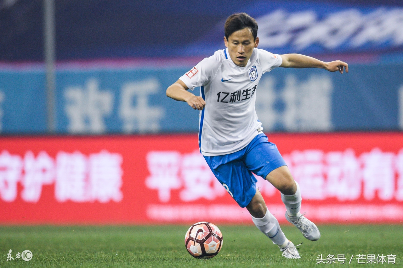 国足红人迅速滑落成转会市场大鱼泰达20年传奇为他一声叹息