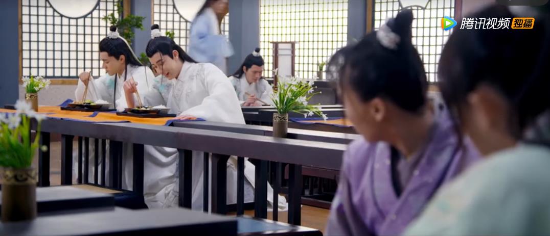 董洁祝英台哭坟化蝶是怎么拍的,董洁祝英台穿女装惊呆梁山伯