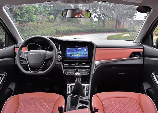 新捷豹xfl将上市,新捷豹xel上市银色