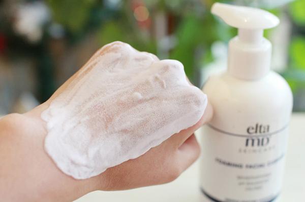 干敏皮泛红冬季护肤推荐,秋冬干敏肌护肤流程