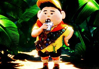 先等下，我吃块巧克力减个肥再跟你们说