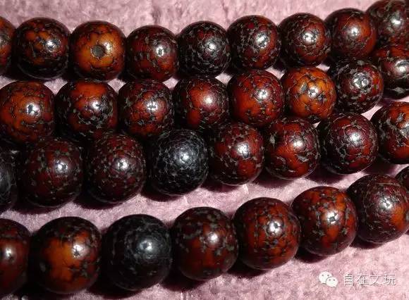 百年老星月菩提最极品的品相,藏式百年老星月菩提佛珠