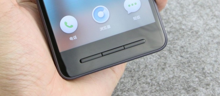 锤子手机发布会罗永浩哽咽,罗永浩锤子t1手机发布会