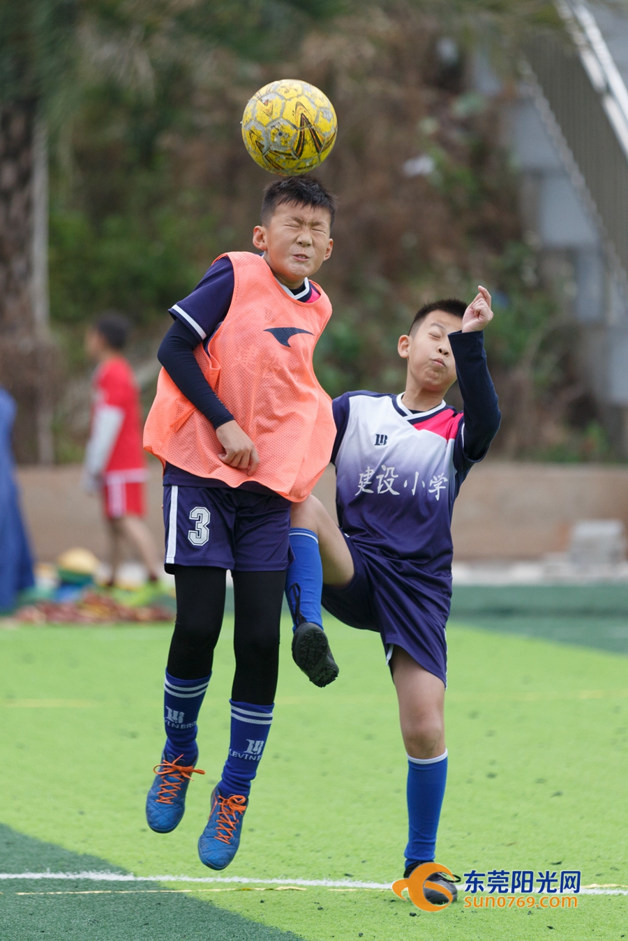 世界花式足球日快乐,世界足球日主题活动