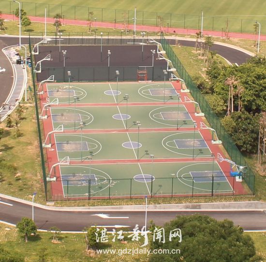 湛江体育中心全景,体育场馆智慧化设施