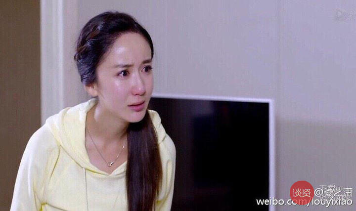 手一抖竟然看到女神丑得一哔的发际线，一定是打开方式不对