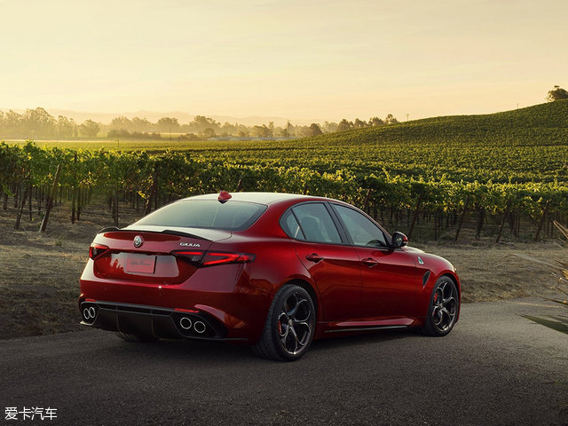 最美汽车盘点,爱卡年度汽车排行