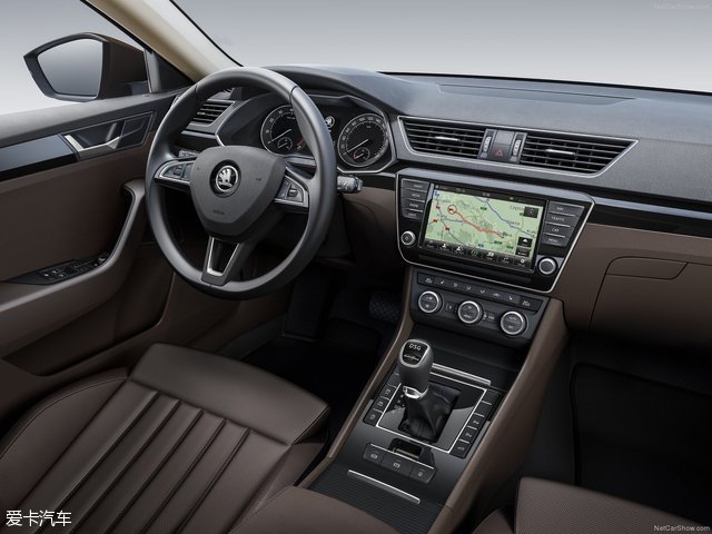 最美汽车盘点,爱卡年度汽车排行