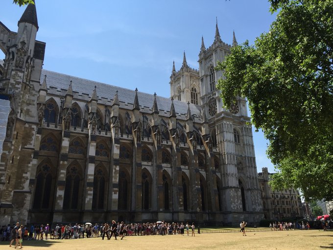 【已完结】英格兰苏格兰18日游记——美景、历史、足球、文化全体验（含挡风玻璃损坏以及车胎被扎处理经过）