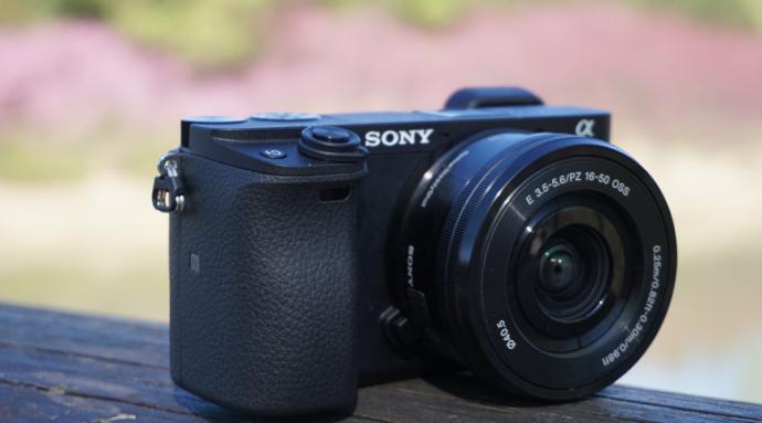 索尼微单a6300是全画幅吗,索尼微单a6300如何连接手机