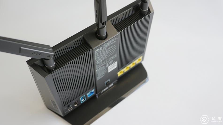 华硕ac68u属于什么档次的路由器,华硕ac68u是千兆路由器不