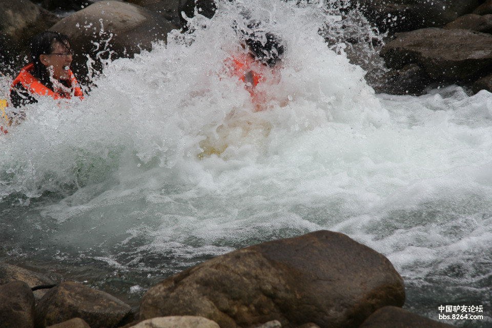 浙北大峡谷漂流惊险,浙北峡谷漂流实录