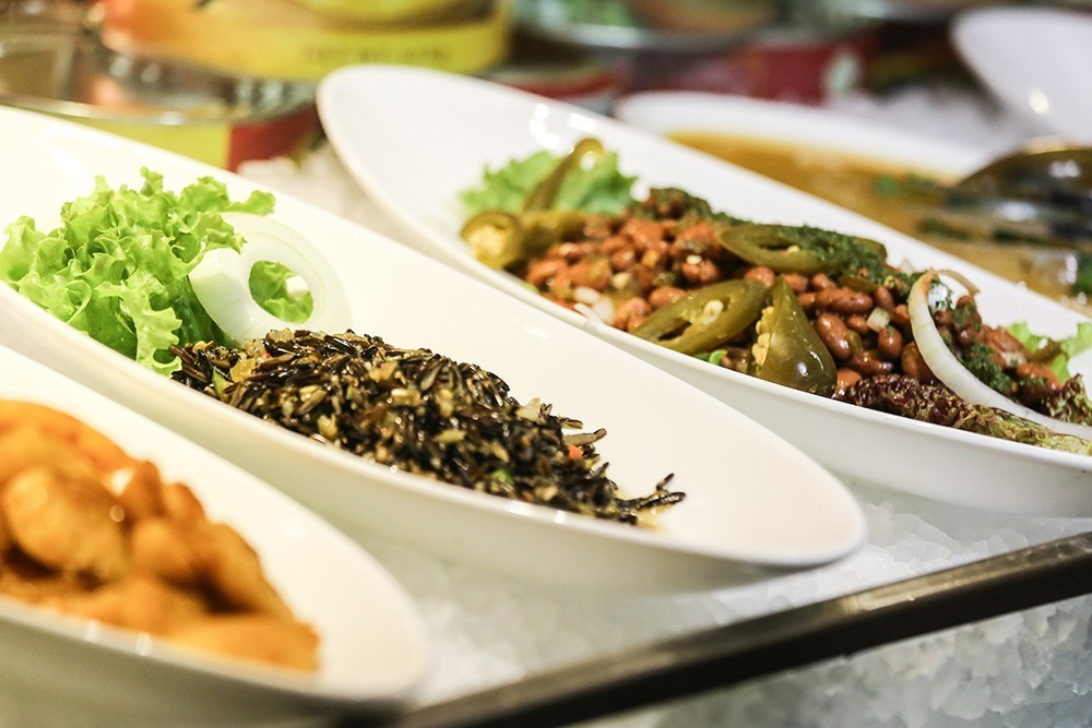 在青岛吃一顿饭多少钱,在青岛吃一顿海鲜烧烤多少钱