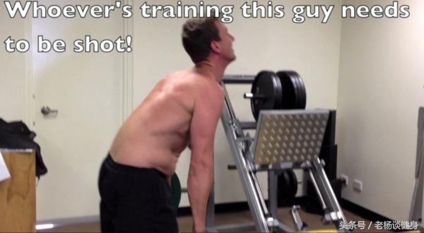 健身房硬拉90kg要注意什么,健身硬拉护腰带伤到肋骨