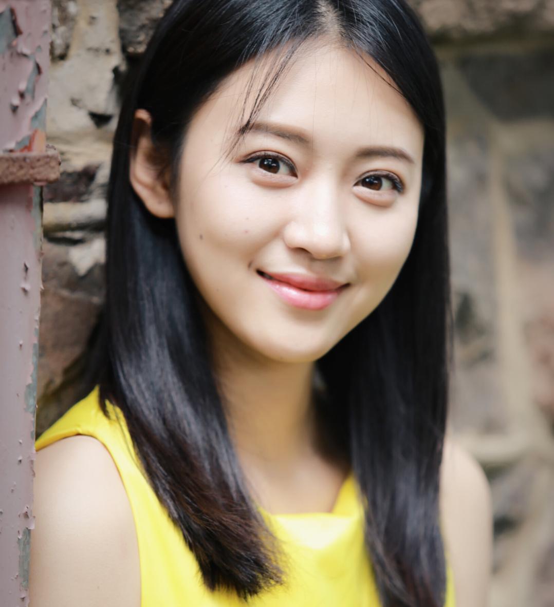 女足球主持,足球女主持谁好看