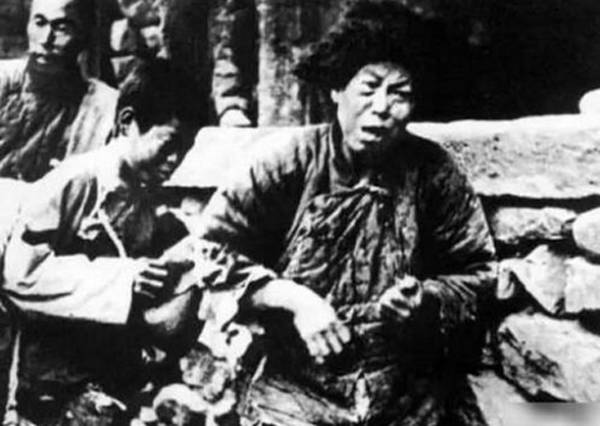 大*杀屠**后的南京什么样？美国女学者亲历惨状后抑郁自杀