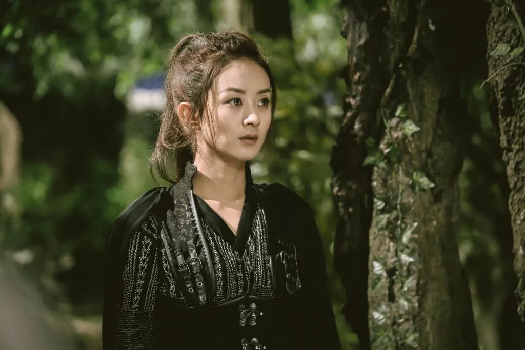 要胖先胖脸，要瘦先瘦胸，赵丽颖的烦恼你有吗？