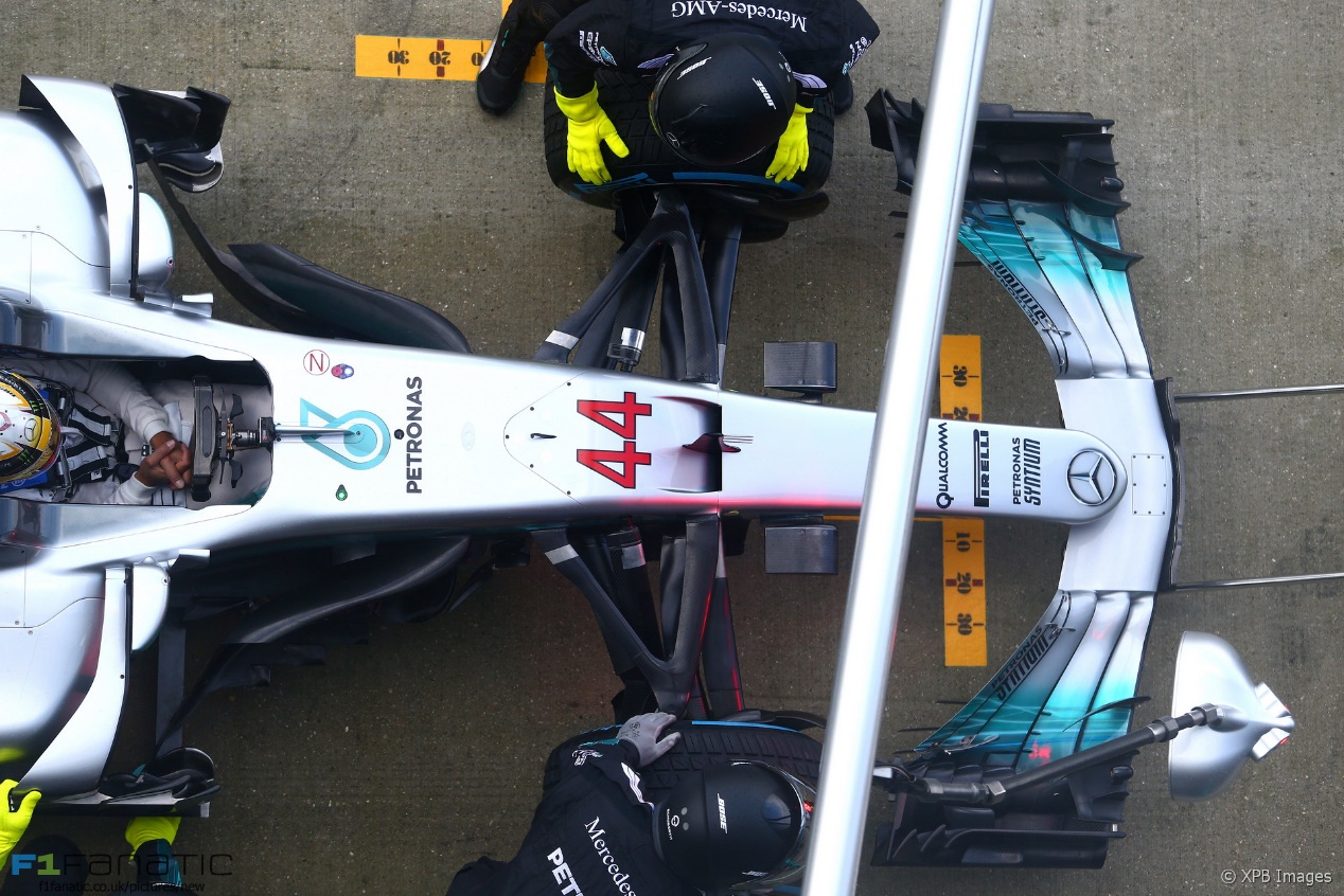 快拿小本儿记笔记，梅赛德斯凭什么连吃了四年鸡？｜张小鹅频道