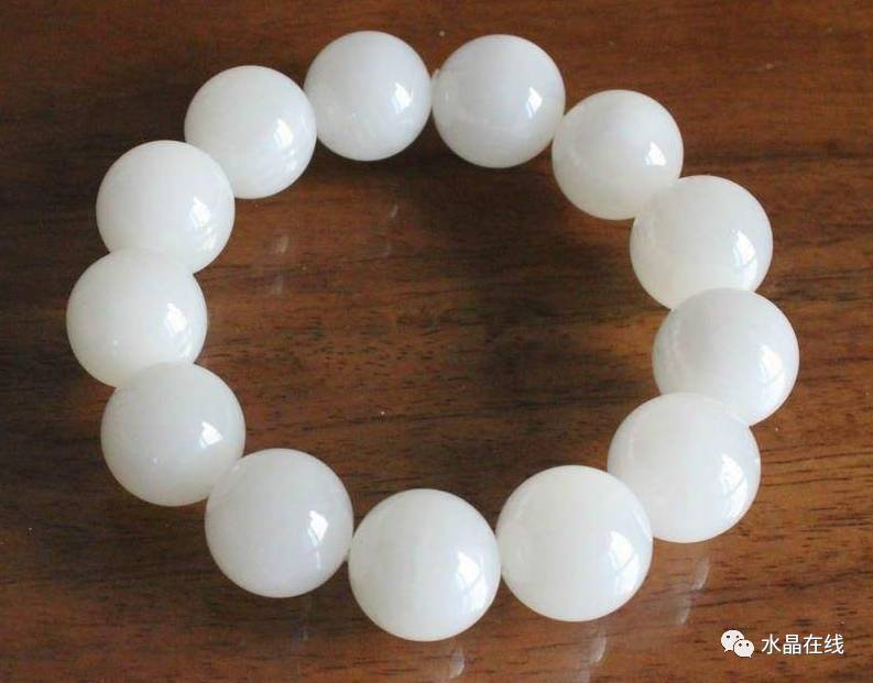 砗磲有黑色细纹,砗磲发黑怎么处理