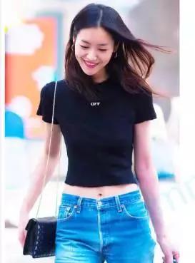 刘雯每月收入多少钱,刘雯收入2018排第几