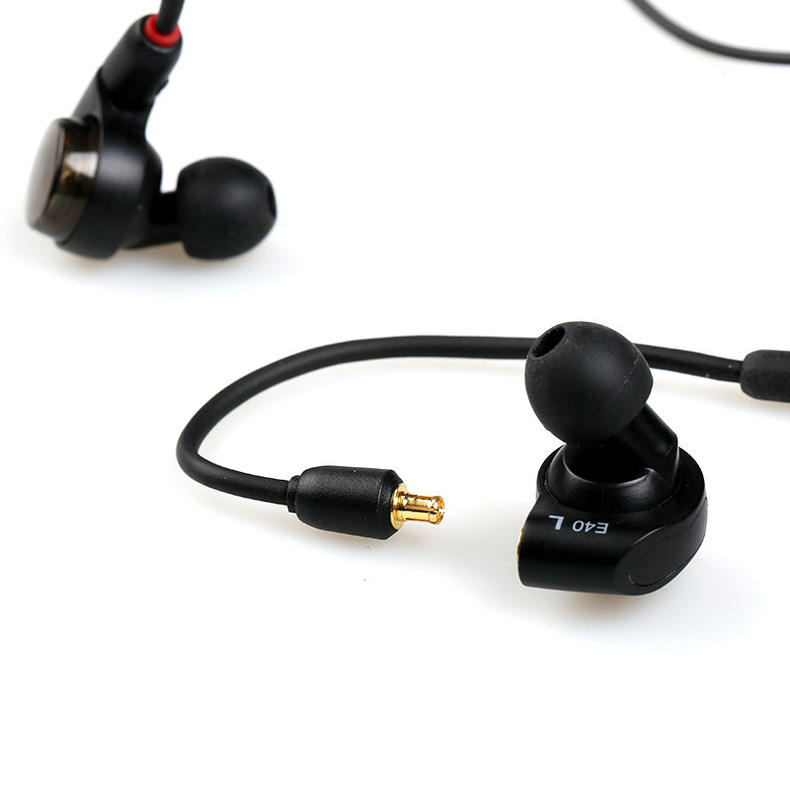 你们都在用的哪款耳机,你们都用过哪些耳机