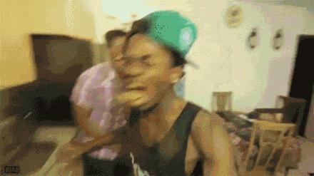 泰山名饮崂山白花蛇草水,一口闷崂山白花蛇草水