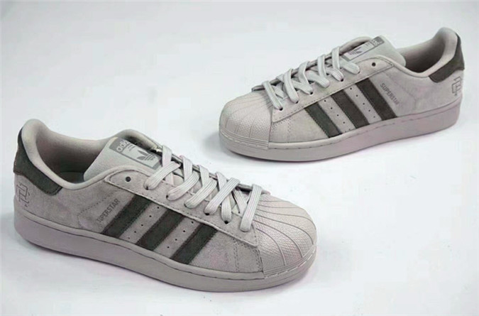 阿迪达斯adidas最新款三叶草,adidas阿迪达斯大男童鞋子