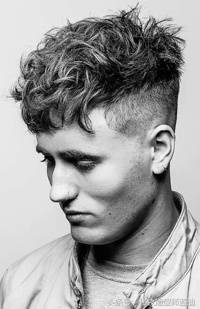 男士潮流发型中长发,回头率爆表的三款男士发型