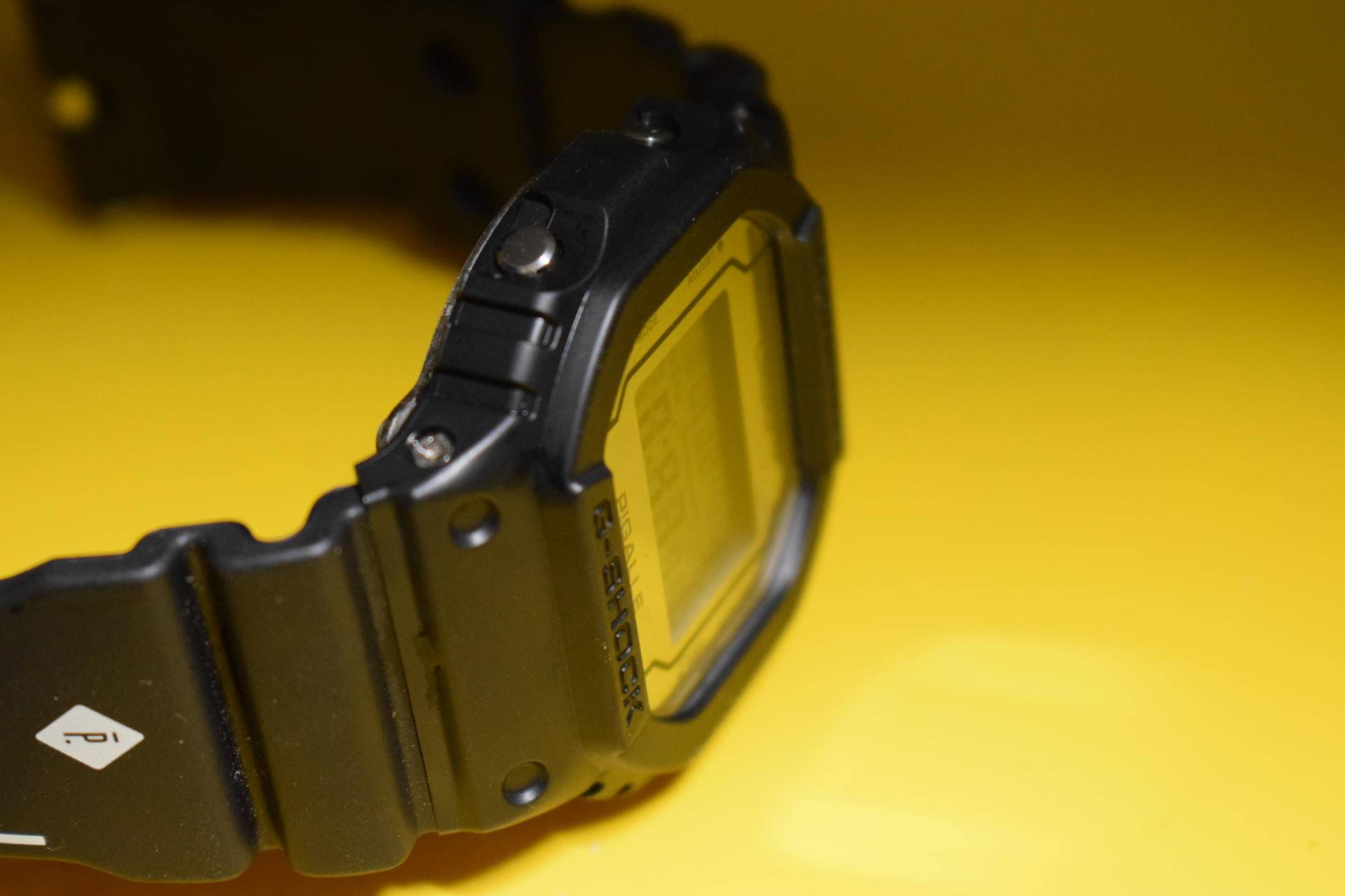 卡西欧dw-H5600值得买吗,卡西欧bw5600pgb