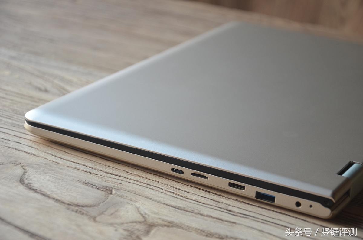 i716g内存512g固态独显,voyo二合一v7平板电脑怎么样