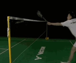 打羽毛球不知道跑位,打羽毛球不会发力怎么训练