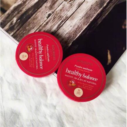 最好用遮瑕控油轻薄的粉饼,遮瑕控油最好用的粉饼