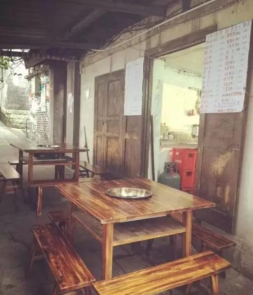 最近最火的重庆火锅,超霸气的火锅