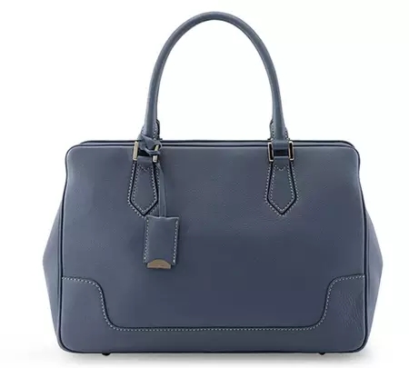 这个包包有什么魅力？一夜之间收了中韩两国明星的心