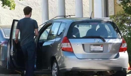 扎克伯格和阿尔特曼,ceo扎克伯格