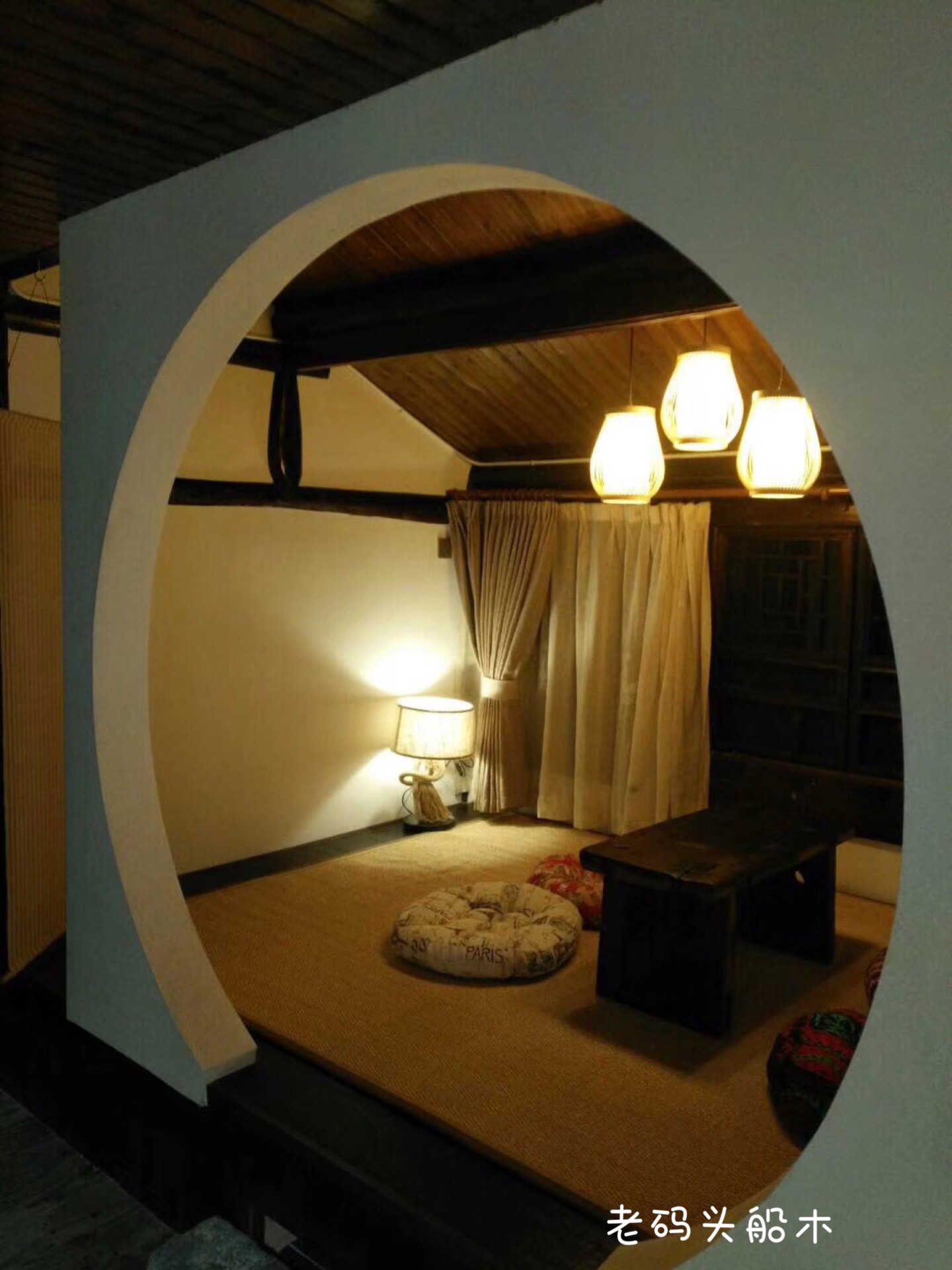 老船木茶桌放家里为什么不好看,大板茶桌和老船木茶桌哪个好看