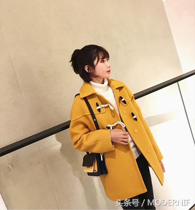 大衣的扣子怎么看上档次,大衣没有扣子怎样加扣子